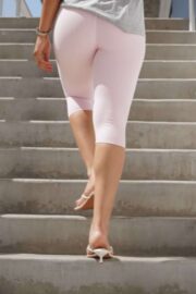 Capri Leggings - Image 2